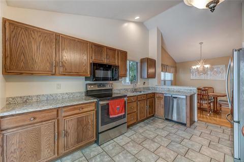 1009 Anna Meadows Ln, Ballwin, MO 63021 photo 9