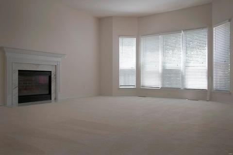 231 Arbor Trl, Ballwin, MO 63021 photo 3
