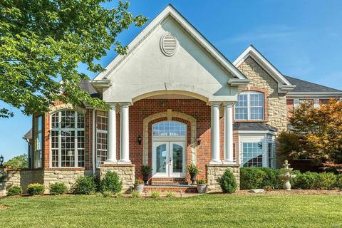 5350 Lancelot Dr, Weldon Spring, MO 63304 photo 2
