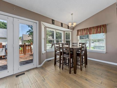 5 Questover Ct, Saint Peters, MO 63376 photo 4