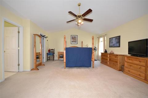 576 Elm Crossing Ct, Ballwin, MO 63021 photo 21