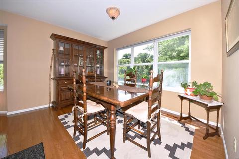 576 Elm Crossing Ct, Ballwin, MO 63021 photo 7