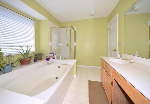 576 Elm Crossing Ct, Ballwin, MO 63021 photo 24