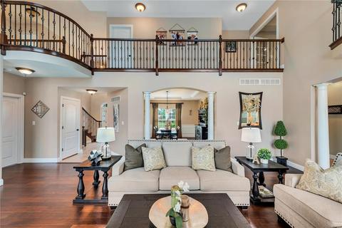 6563 Devonhurst Dr, Saint Louis, MO 63129 photo 17