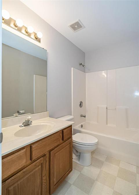 33 Tailor Ct, O'fallon, MO 63368 photo 24
