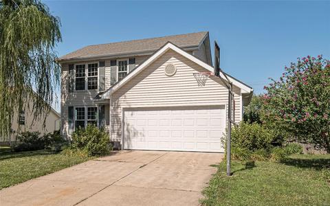 33 Tailor Ct, O'fallon, MO 63368 photo 2