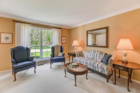 71 Log Hill Ln, Ballwin, MO 63011 photo 5
