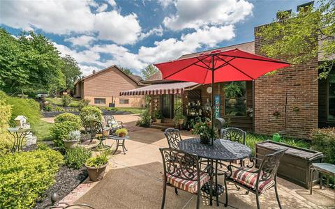 1427 Dietrich Oaks Dr, Ballwin, MO 63021 photo 39