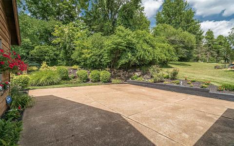 1427 Dietrich Oaks Dr, Ballwin, MO 63021 photo 33
