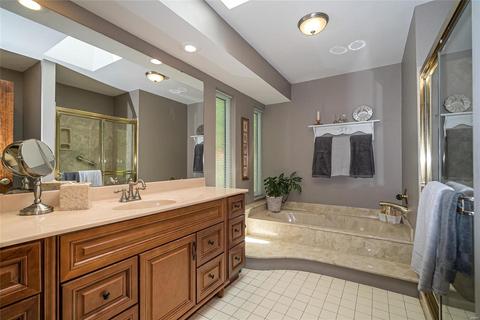 1427 Dietrich Oaks Dr, Ballwin, MO 63021 photo 19