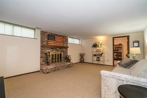 1427 Dietrich Oaks Dr, Ballwin, MO 63021 photo 25