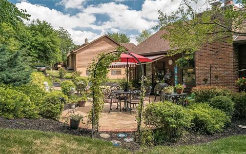 1427 Dietrich Oaks Dr, Ballwin, MO 63021 photo 40