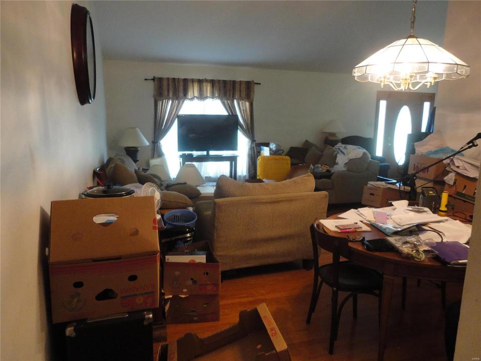  9654 Mesa, Saint Louis, MO 63132 photo 12