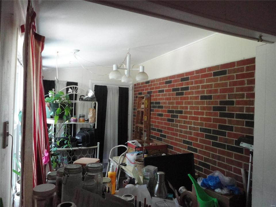  9654 Mesa, Saint Louis, MO 63132 photo 11