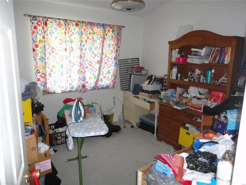  9654 Mesa, Saint Louis, MO 63132 photo 15