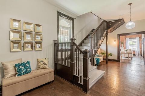 5469 Maple Ave, Saint Louis, MO 63112 photo 2