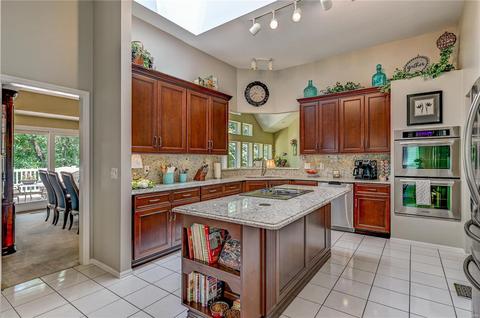 975 Timber Glen Ln, Ballwin, MO 63021 photo 7
