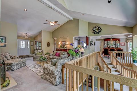 975 Timber Glen Ln, Ballwin, MO 63021 photo 5