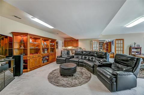 975 Timber Glen Ln, Ballwin, MO 63021 photo 20