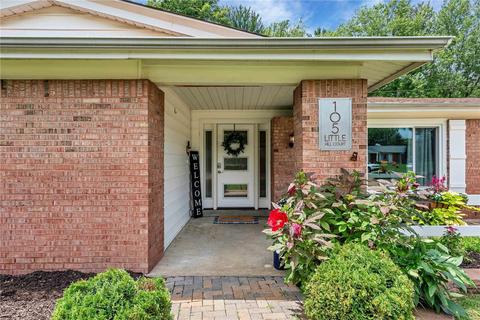 105 Little Hill Ct, Ballwin, MO 63011 photo 2
