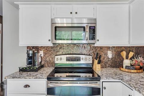 105 Little Hill Ct, Ballwin, MO 63011 photo 17
