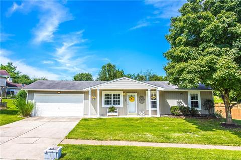 463 Briarhill Dr, Ballwin, MO 63021 photo 1