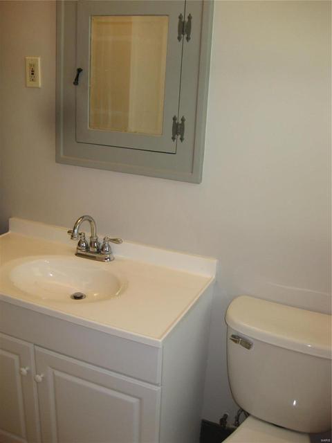 3841 Fee Fee Rd, Bridgeton, MO 63044 photo 10