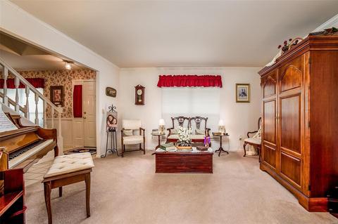 130 Pheasant Pt, O'fallon, MO 63368 photo 3