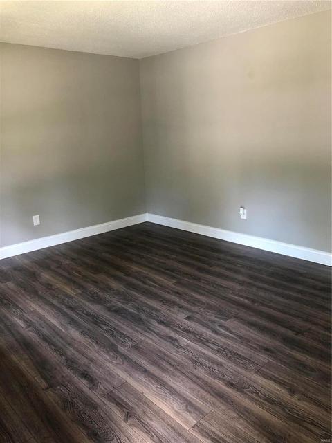 79 Caribou Ct, Eureka, MO 63025 photo 2