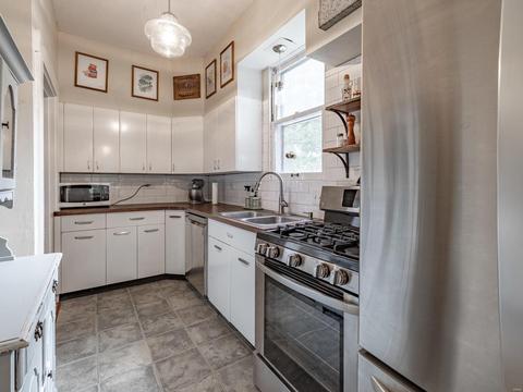 467 E Jackson Rd, Saint Louis, MO 63119 photo 16