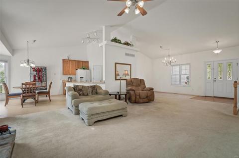 712 Jamesport Dr, O'fallon, MO 63366 photo 6