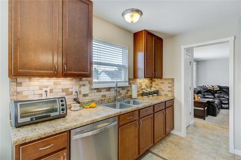 610 Spring Mnr, O'fallon, MO 63368 photo 4