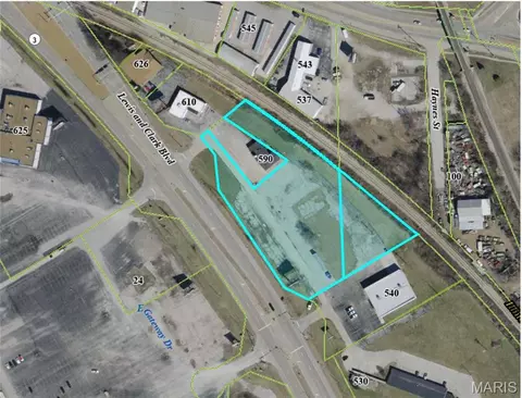 560 Lewis And Clark Blvd, East Alton, IL 62024