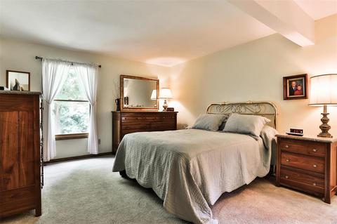 1807 Waterford Ridge Dr, Ballwin, MO 63021 photo 23