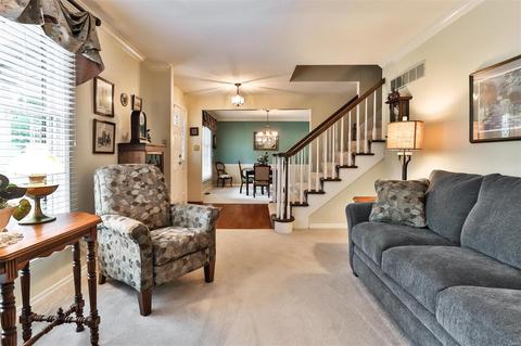 1807 Waterford Ridge Dr, Ballwin, MO 63021 photo 6