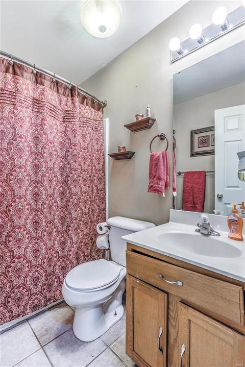 44 Spring Borough Ct, O'fallon, MO 63368 photo 12