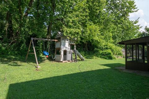 134 N Clay Ave, Saint Louis, MO 63135 photo 38