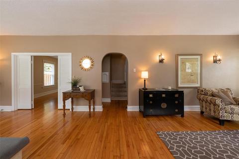 134 N Clay Ave, Saint Louis, MO 63135 photo 6