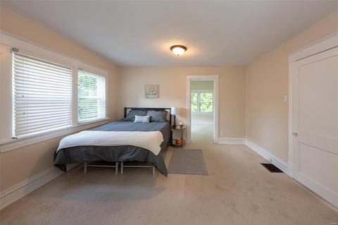 134 N Clay Ave, Saint Louis, MO 63135 photo 27