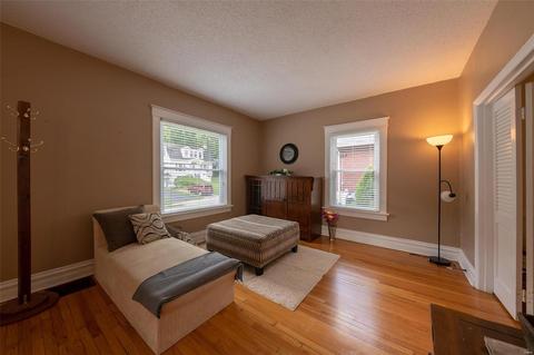 134 N Clay Ave, Saint Louis, MO 63135 photo 10