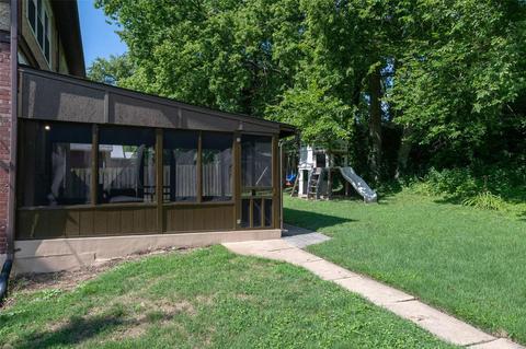 134 N Clay Ave, Saint Louis, MO 63135 photo 36