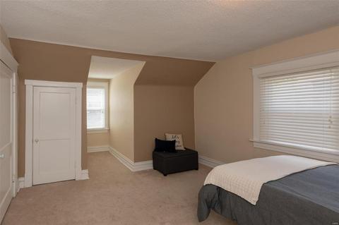 134 N Clay Ave, Saint Louis, MO 63135 photo 25
