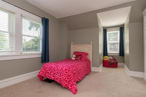 134 N Clay Ave, Saint Louis, MO 63135 photo 31