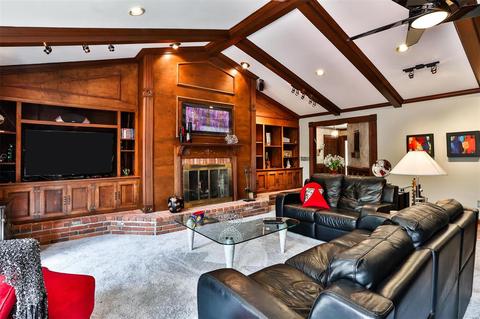 229 Stablestone Dr, Chesterfield, MO 63017 photo 3