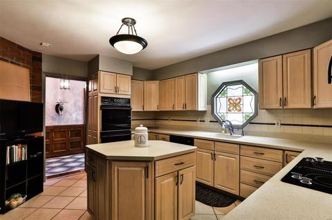 229 Stablestone Dr, Chesterfield, MO 63017 photo 9