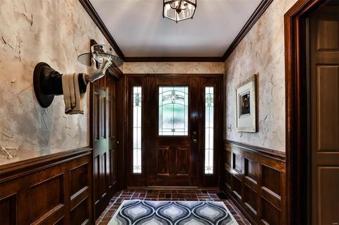 229 Stablestone Dr, Chesterfield, MO 63017 photo 2
