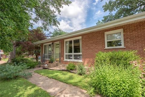 20 Dames Ct, Saint Louis, MO 63135 photo 3