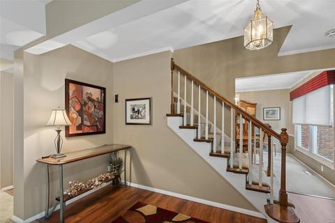 254 Pine Tree Ln, Ballwin, MO 63011 photo 3
