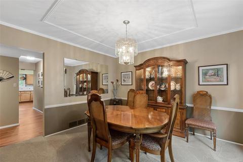 254 Pine Tree Ln, Ballwin, MO 63011 photo 9