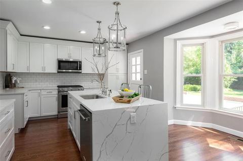 110 Pointer Ln, Saint Louis, MO 63124 photo 7